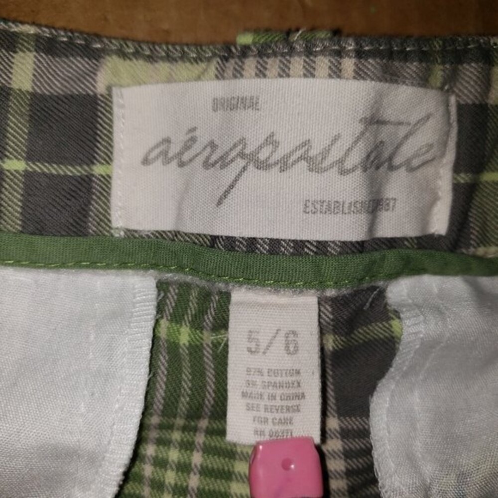 AEROPOSTALE Green Plaid Shorts with Flap Back Pockets Junior Size 5/6 - Picture 6 of 9